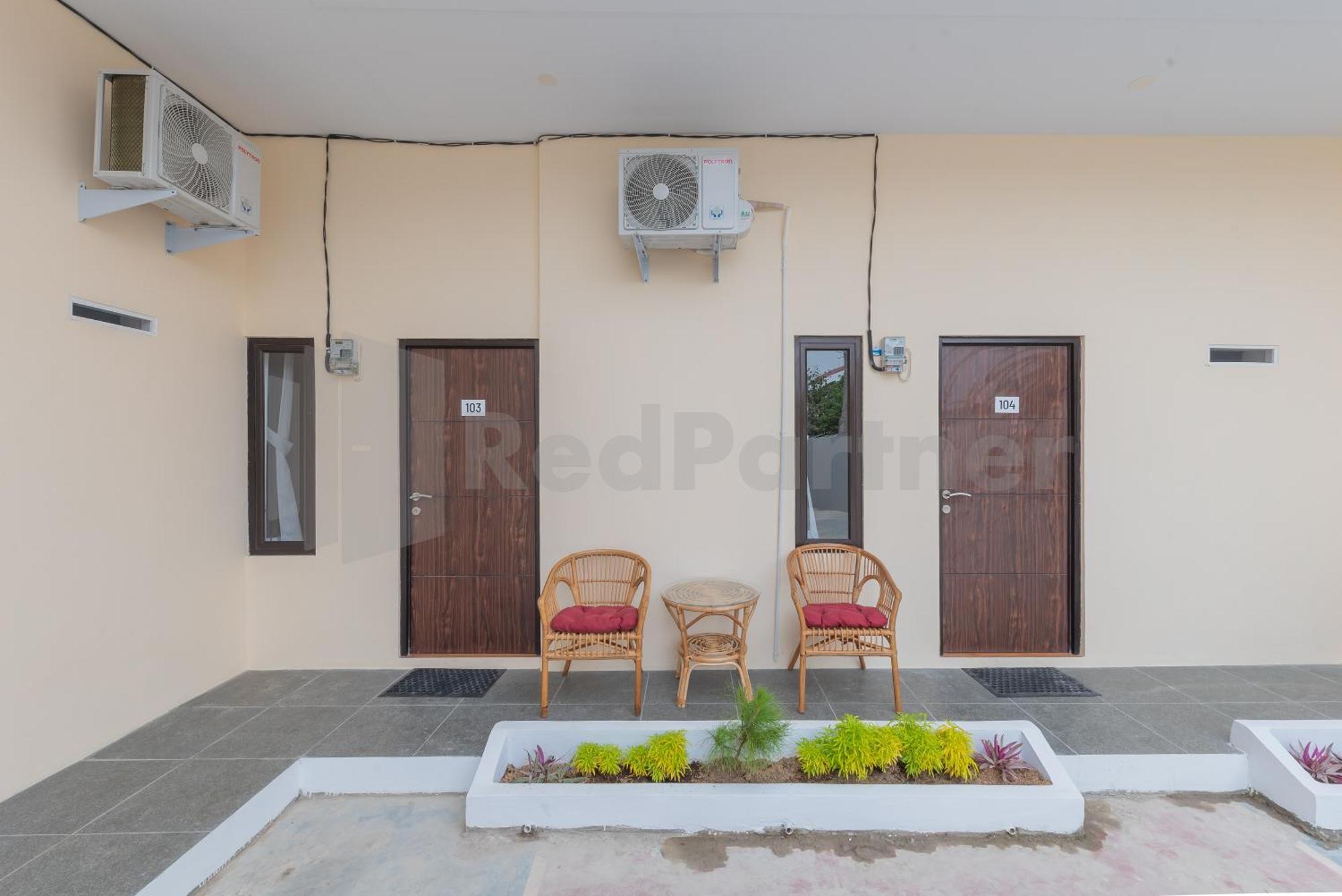 Rumah Panda Guesthouse Redpartner Tangkil  Luaran gambar