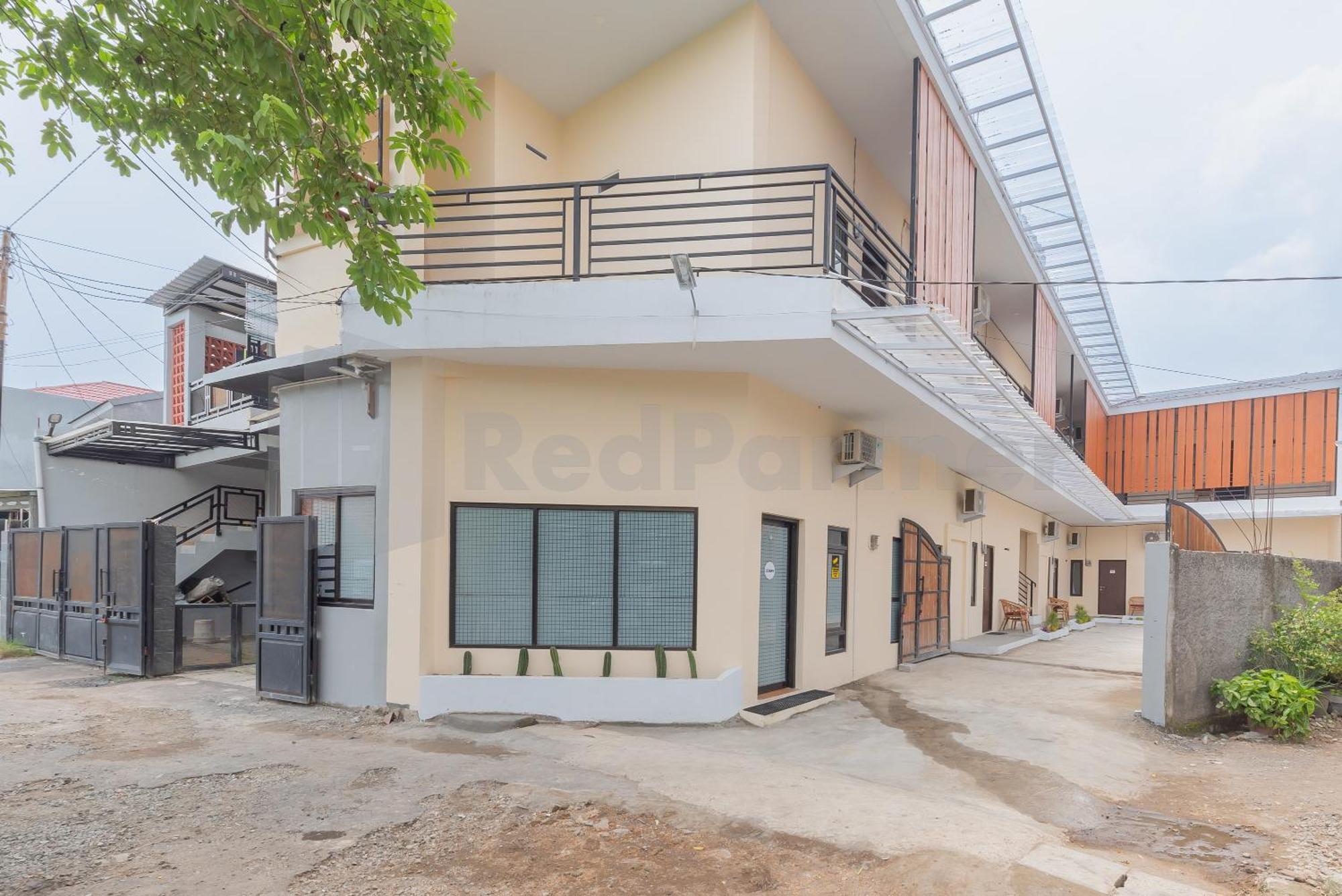 Rumah Panda Guesthouse Redpartner Tangkil  Luaran gambar