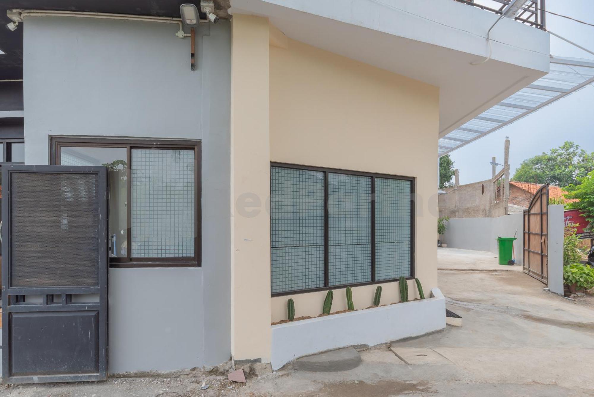 Rumah Panda Guesthouse Redpartner Tangkil  Luaran gambar